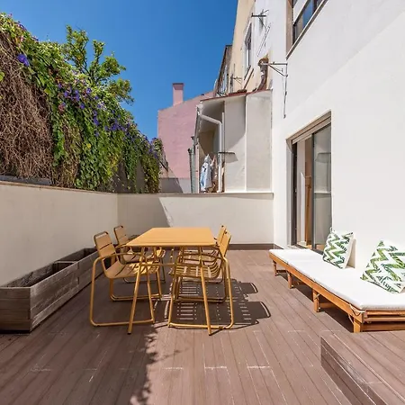 דירה Guestready - Stunning Boho Retreat In Campolide W/ Terrace *