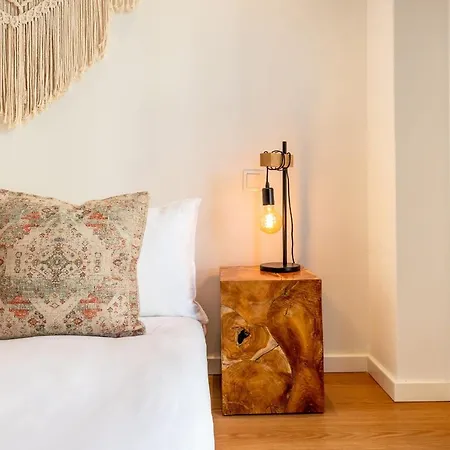 Guestready - Stunning Boho Retreat In Campolide W/ Terrace Апартаменти